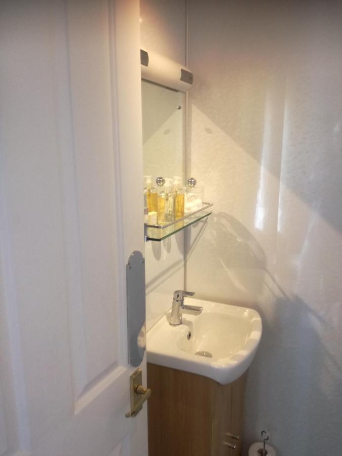 קזיק Allerdale Guest House מראה חיצוני תמונה